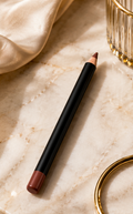 Crayon a levres marrons